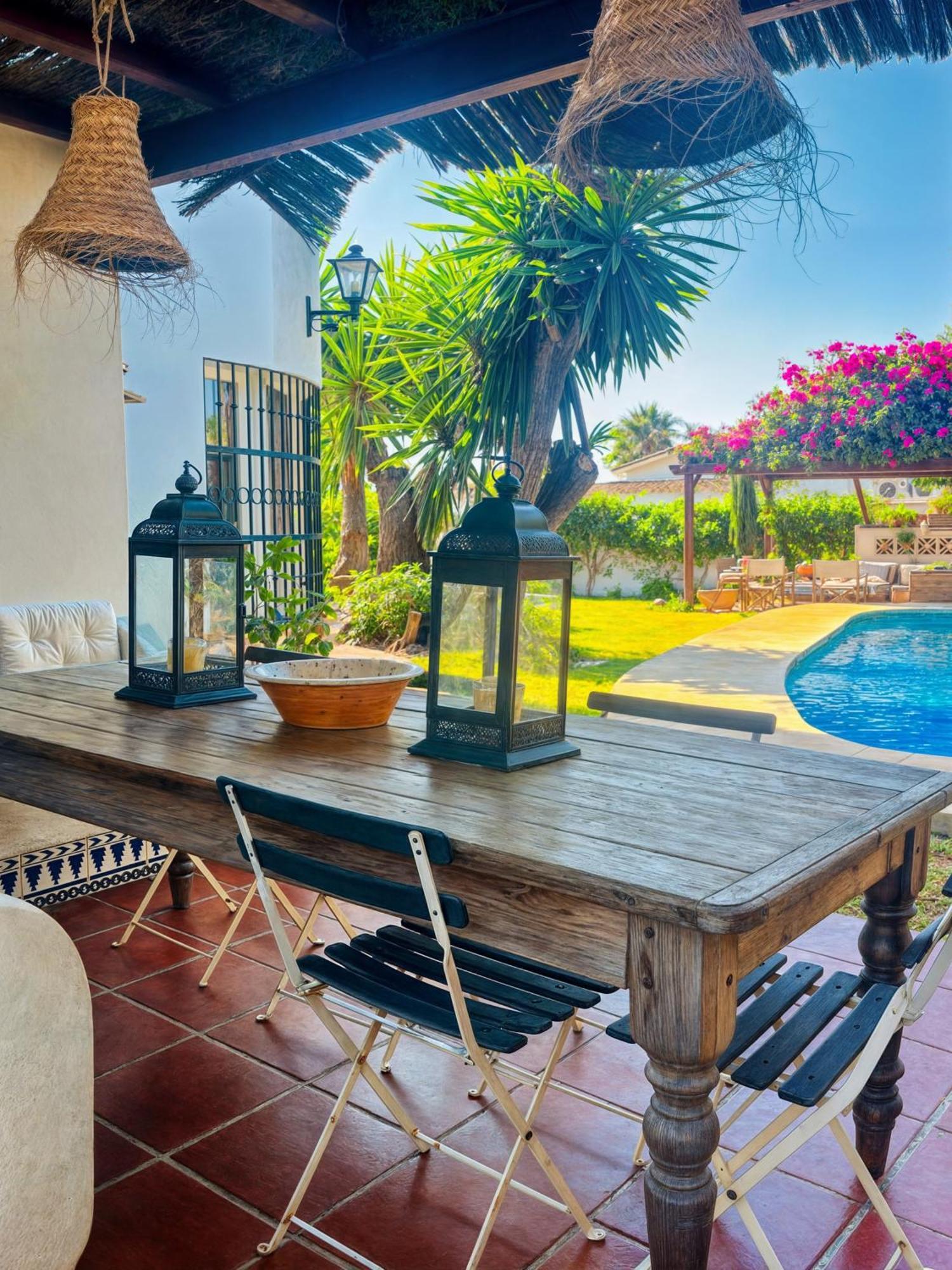 Villa Alfredo - Private Pool Next To The Beach เอสเตโปนา ภายนอก รูปภาพ